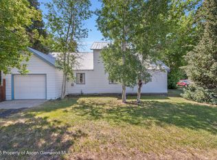 190 N Walnut St, Hayden, CO 81639