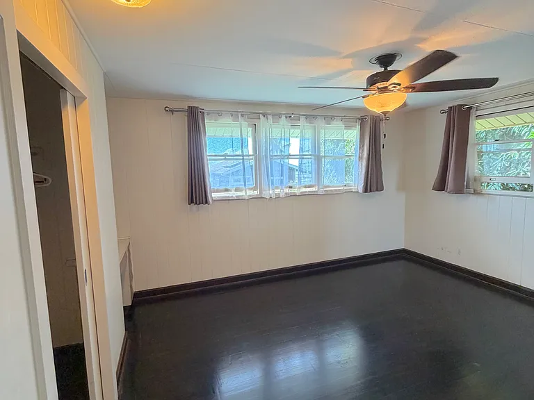 40 Ikea Pl — Photo 8