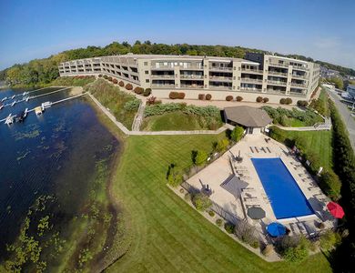 306 Outlook Cove Dr, La Porte, IN, 46350