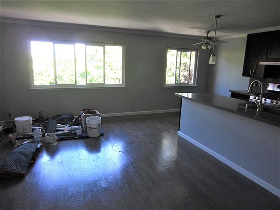 3rd image of 1557 Hudson St #11