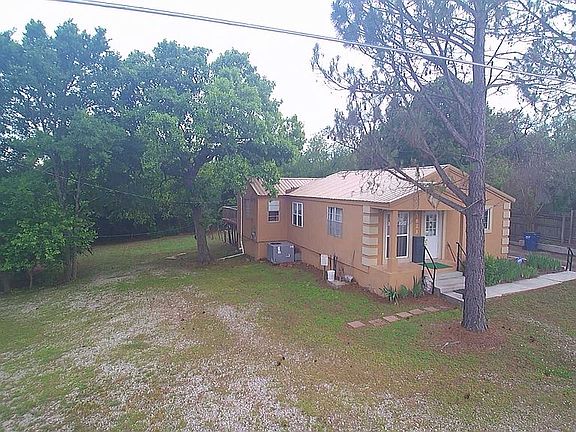 2nd image of 1823 E Wrangler Blvd