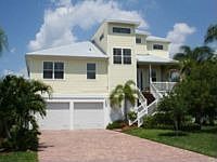 2nd image of 1961 Bahama Ave