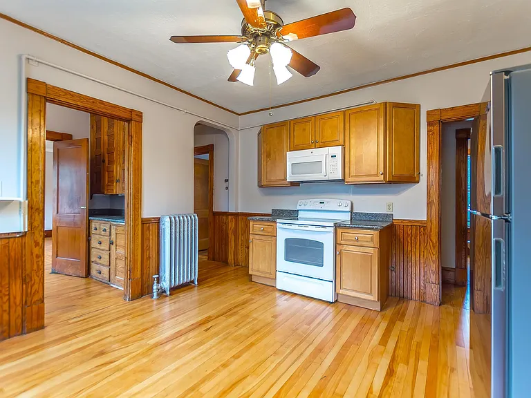 105 Ray St #1 — Photo 6
