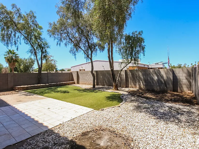 11552 E Flower Cir — Photo 16