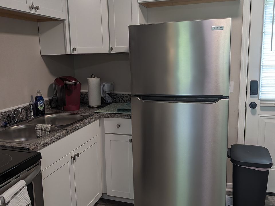 1st image of 248 Hickorydale Dr #1