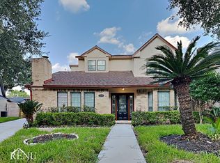 12311 Valley Hills Dr, Houston, TX 77071