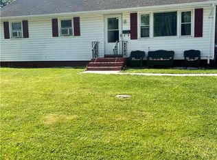 55 W Eggleston St, Bloomfield, CT 06002