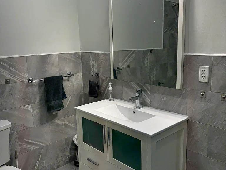 102 Washington St #4D — Photo 27