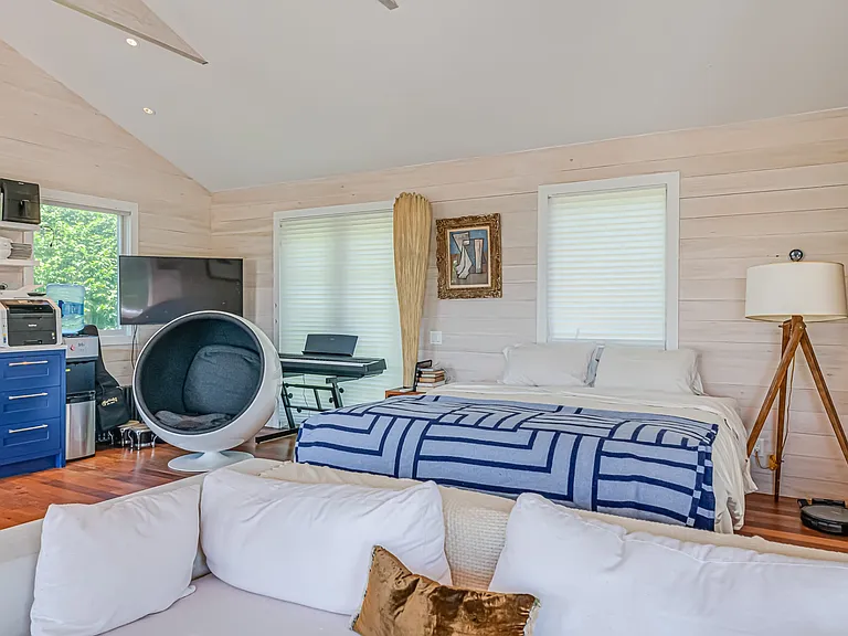 27 Landing Ln — Photo 9