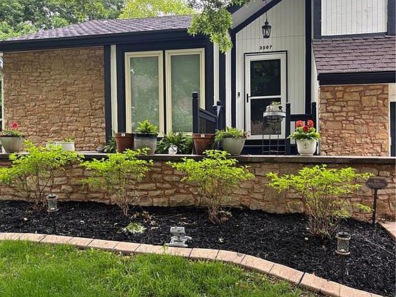 5th image of 3507 NE Logwood Ct