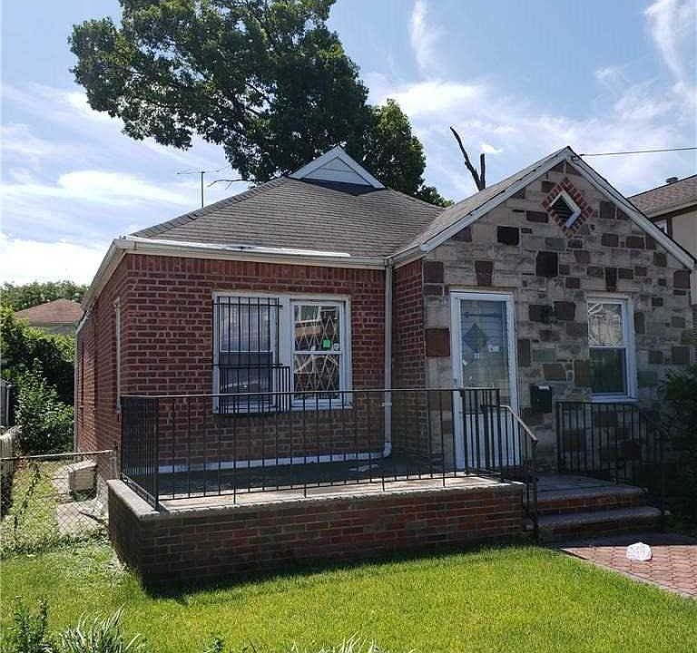 1st image of 176-14 132nd Ave