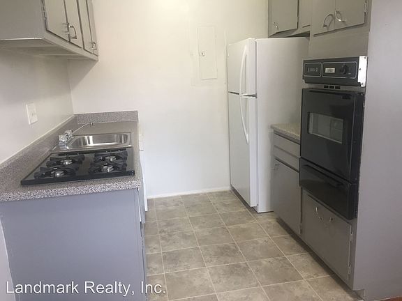 3rd image of 521 S Frederick Ave APT 308