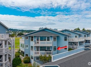651 SE Bayshore Dr UNIT B201, Oak Harbor, WA 98277
