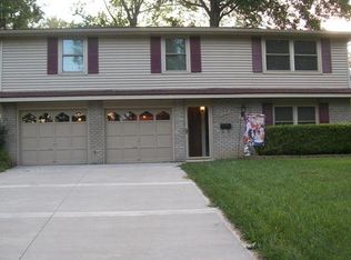 3838 N Denver Ct, Kansas City, MO 64117