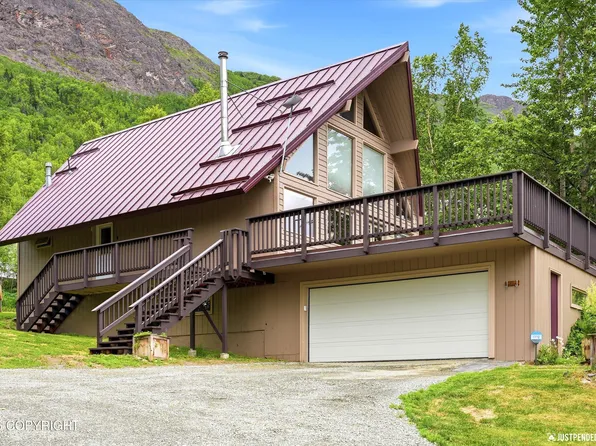 20607 Lucas Ave, Eagle River, AK 99577