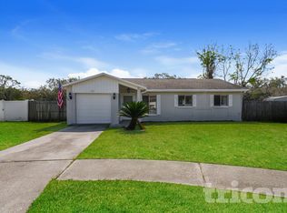 2303 Silver Hill Ct, Valrico, FL 33594