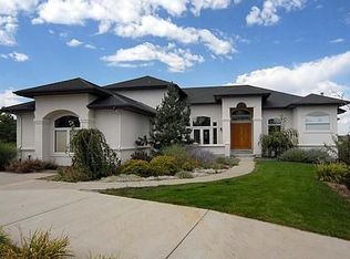 8797 Ridgepoint Dr, Castle Pines, CO 80108