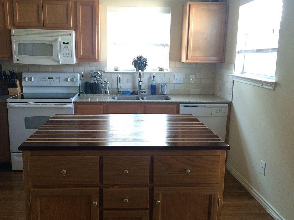 2nd image of 5075 Hauna Ln