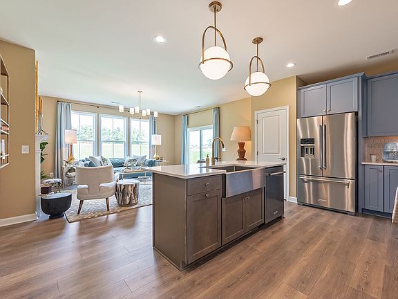 7th image of this home