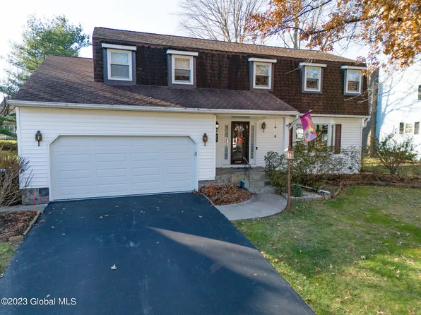 31 Daniel Street, Slingerlands, NY 12159