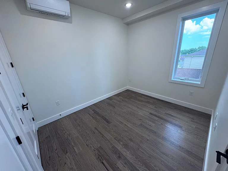 40 Lembeck Ave #304 — Photo 6