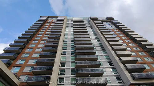 215 Queen St E Photo 1