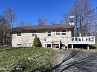 607 Sullivan Trl, Long Pond, PA 18334