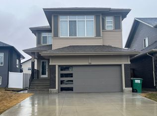 332 Barrett St #B, Saskatoon, SK S7W1C7
