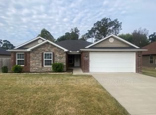 3460 Oglethorpe St, Springdale, AR 72764