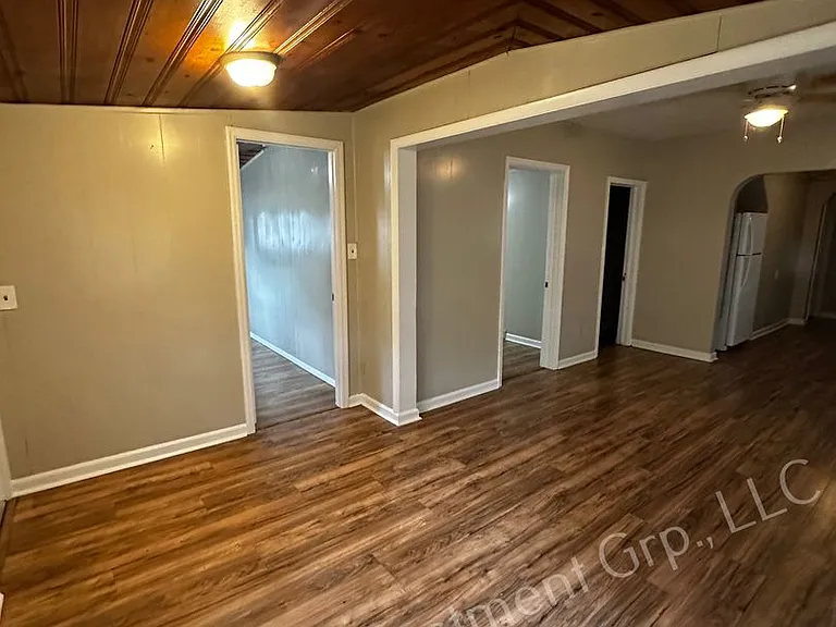 821 Pennsylvania Ave — Photo 11