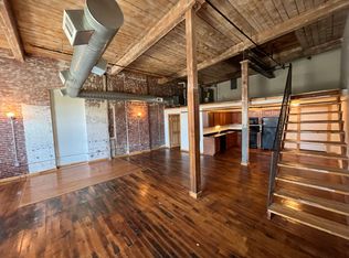 60 Dexter St APT 204, Pawtucket, RI 02860