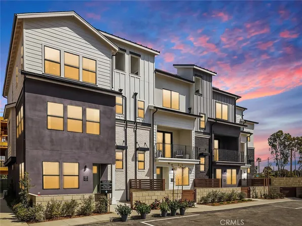19061 Main St #101, Huntington Beach, CA 92648