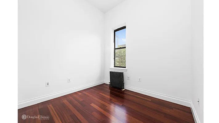 Rented by Douglas Elliman | media 25