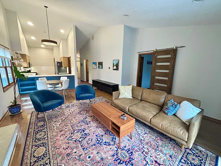 2691 S McCartney Ln — Photo 30