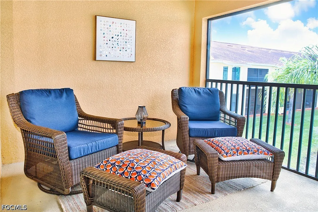 2 bed, 2.0 bath, 1556 sqft, $1,850 — Photo 3