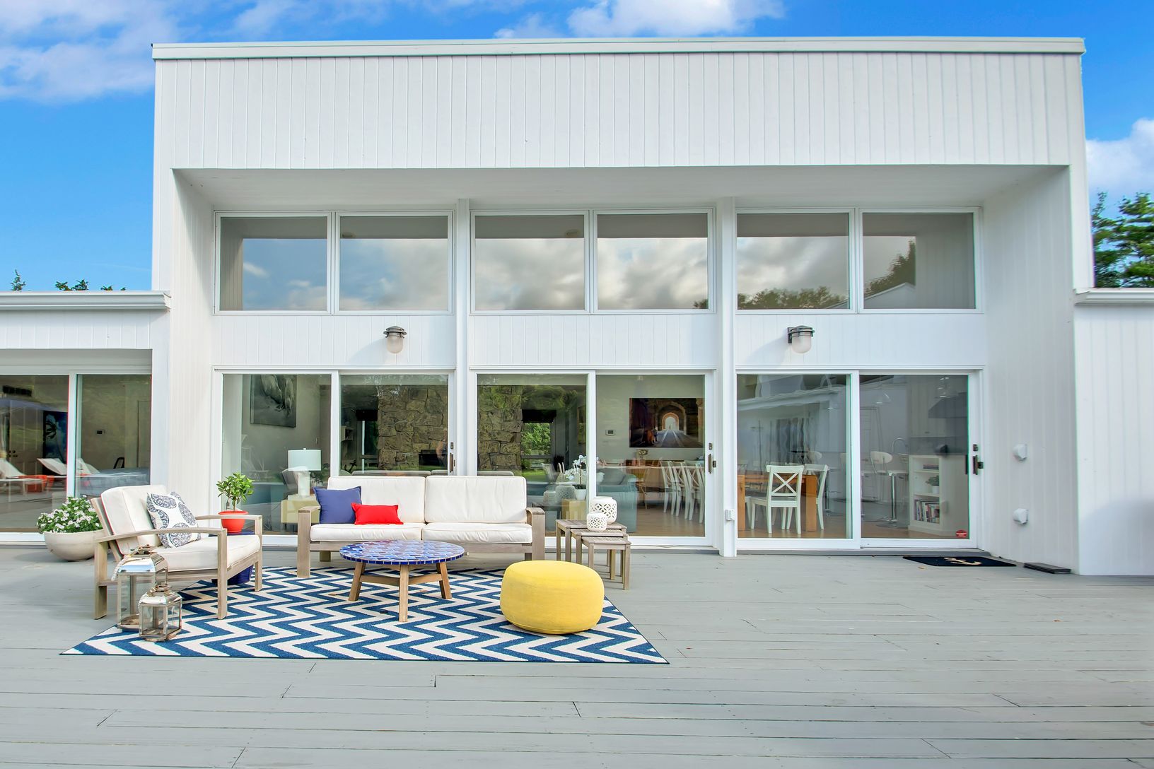  Sitting Area on Back Deck