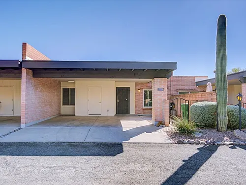 5526 N Arroyo Grande Dr Photo 1