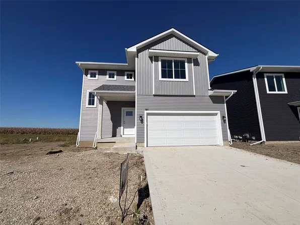 1811 Gordon Ct, Norwalk, IA 50211