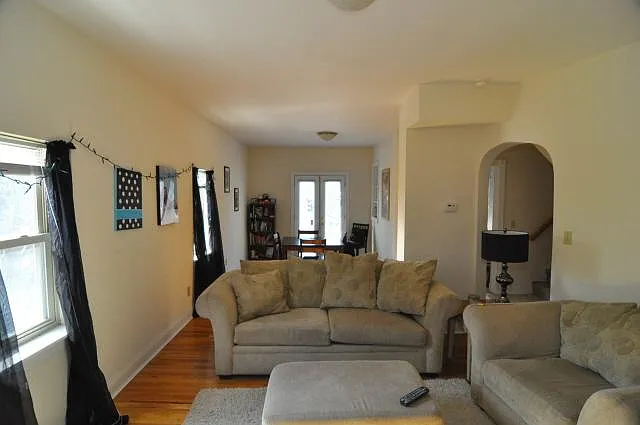 2844 Erie Ave #2 — Photo 2