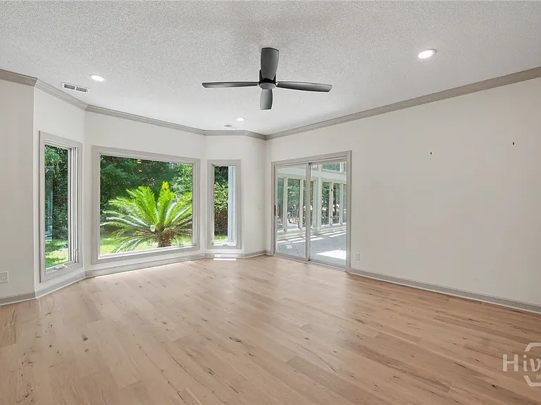 32 Sparnel Rd — Photo 34