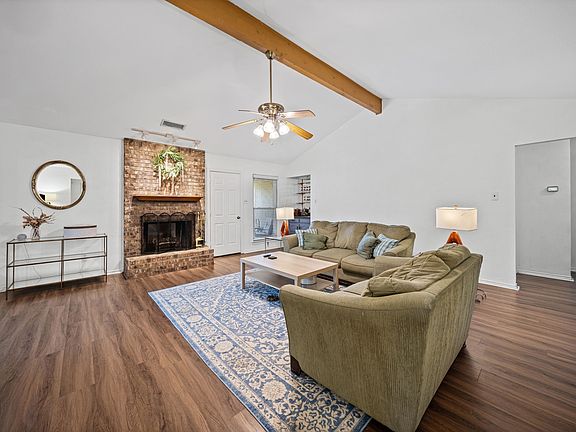 4th image of 2010 S Arbor Rose Dr