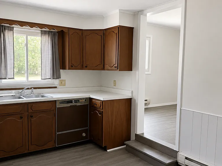 3103 Lincoln Ave — Photo 3