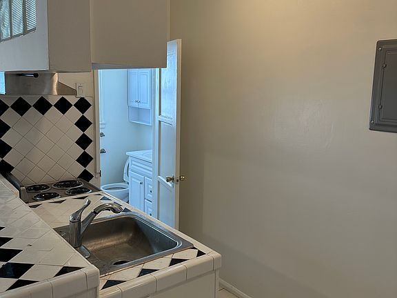 5th image of 632 S Cloverdale Ave APT 203