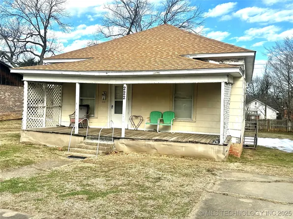 222 W 17th St, Ada, OK 74820