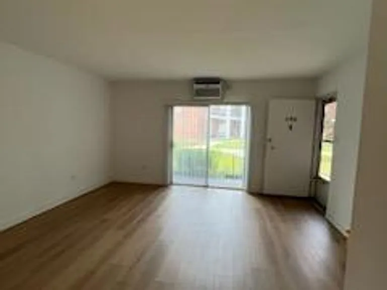 150 E Lake St #7A — Photo 3