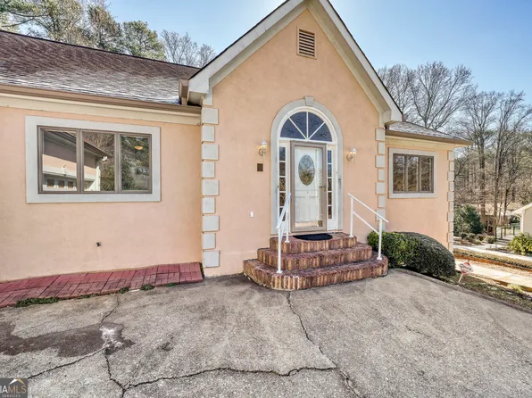 1522 Catherine Ct, Suwanee, GA 30024