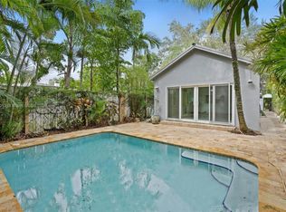 2558 Trapp Ave, Miami, FL 33133