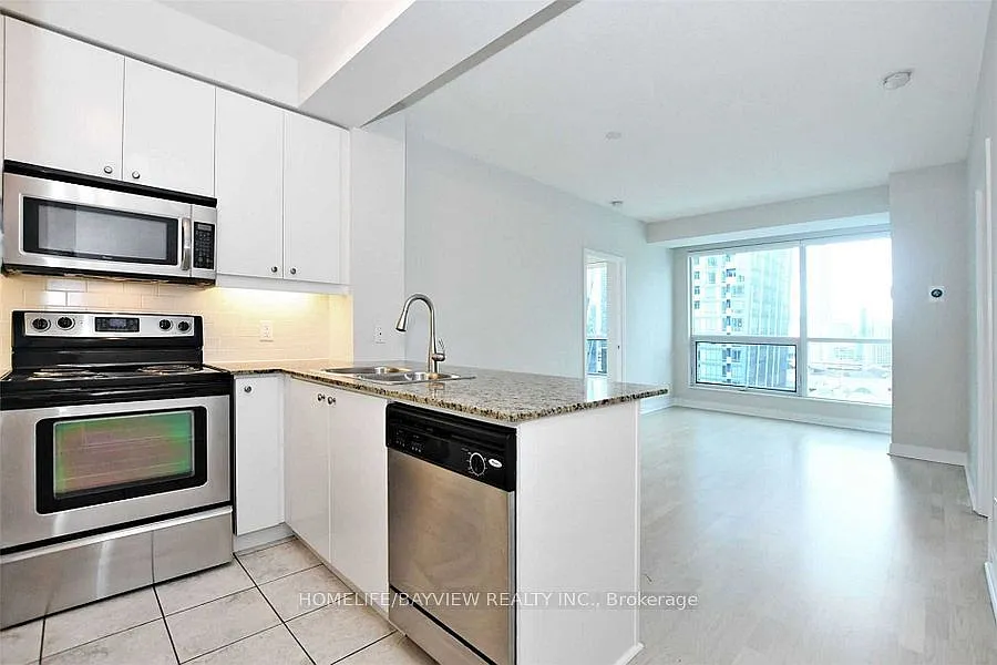 2 bed, $3,200 — Photo 2