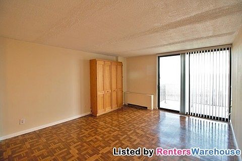 3rd image of 4 Monroe St APT 1001