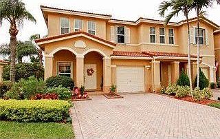 4th image of 134 Riverwalk Cir